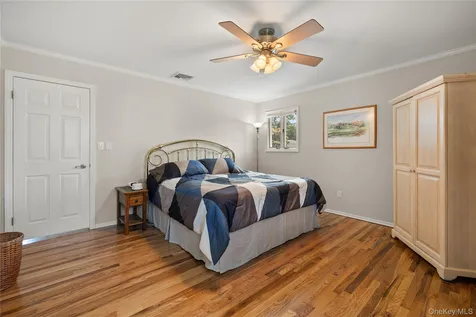 36 Fairway Drive Old Bethpage NY 11804