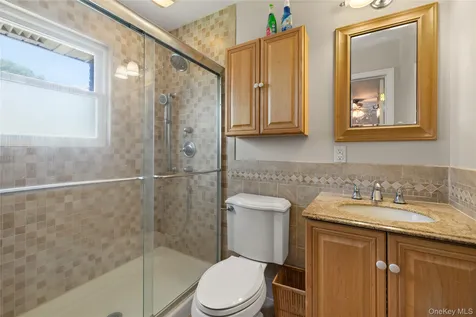 36 Fairway Drive Old Bethpage NY 11804