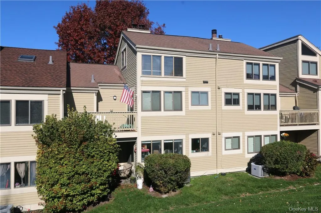 62 Fox Run South Salem NY 10590