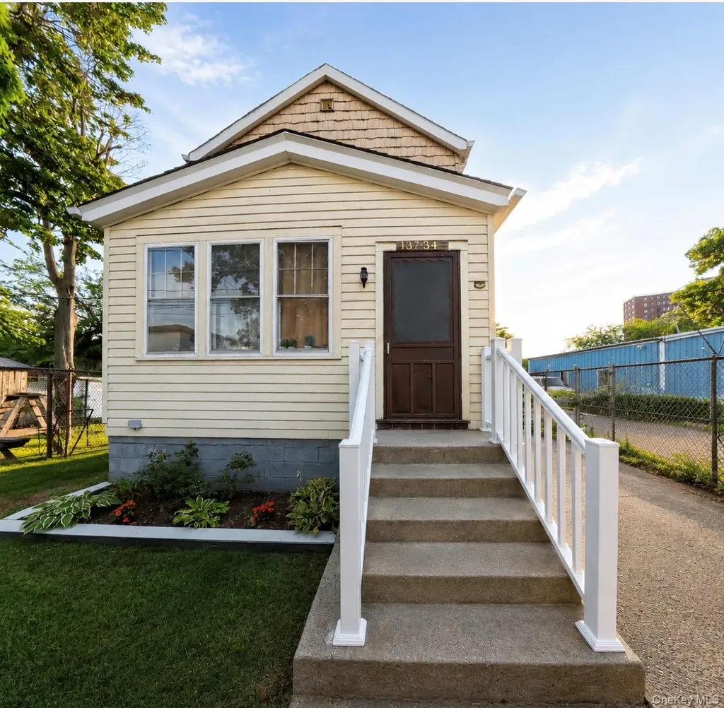 13734 167th Street Jamaica NY 11434