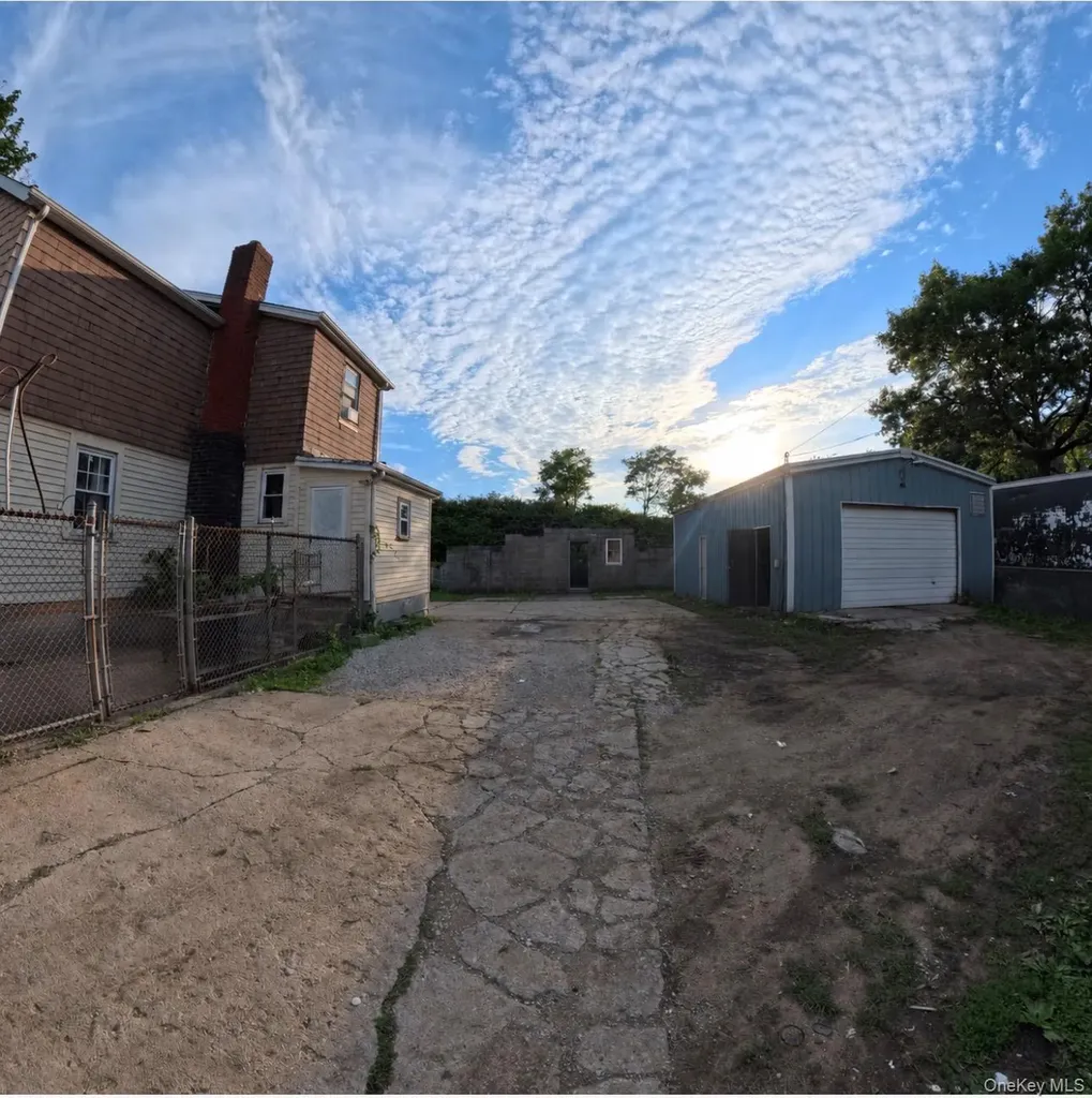 13734 167th Street Jamaica NY 11434