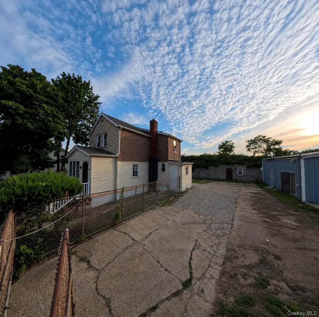 13734 167th Street Jamaica NY 11434