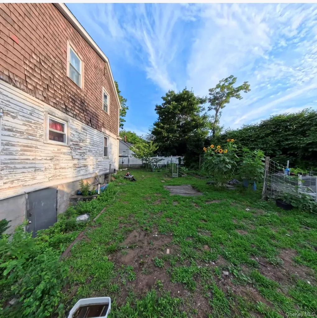 13734 167th Street Jamaica NY 11434