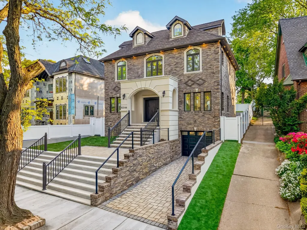 8366 Charlecote Ridge Jamaica Estates NY 11432