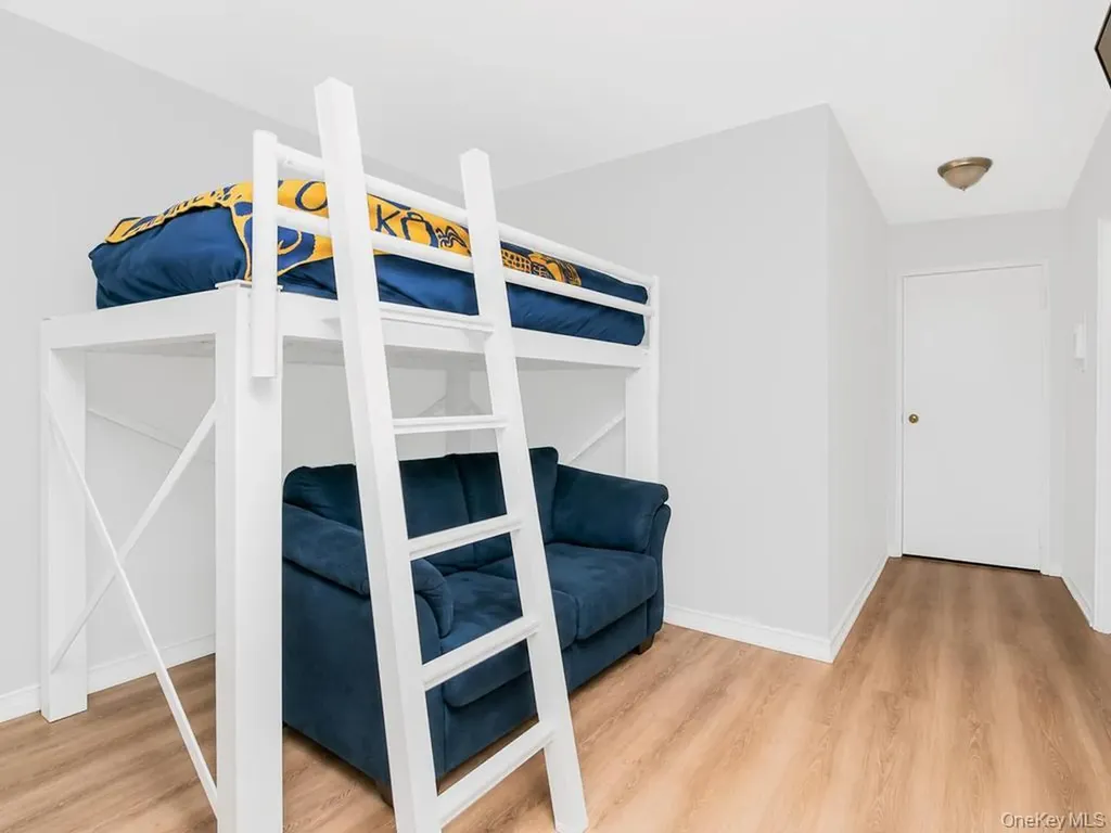 4901 Henry Hudson Parkway Bronx NY 10471