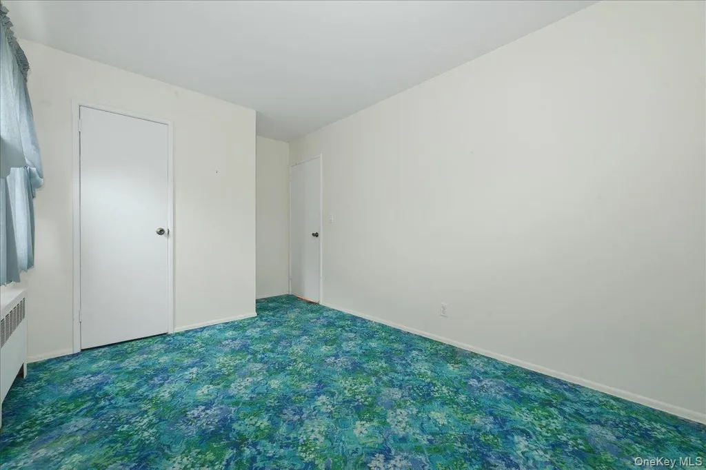 48 E 1st Street Freeport NY 11520