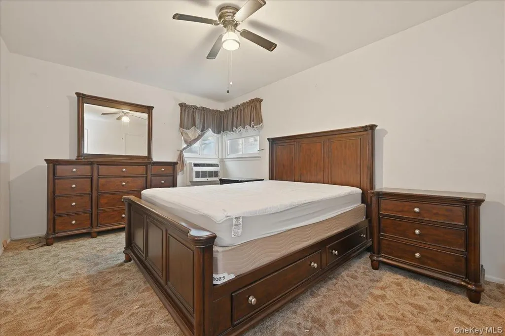 48 E 1st Street Freeport NY 11520