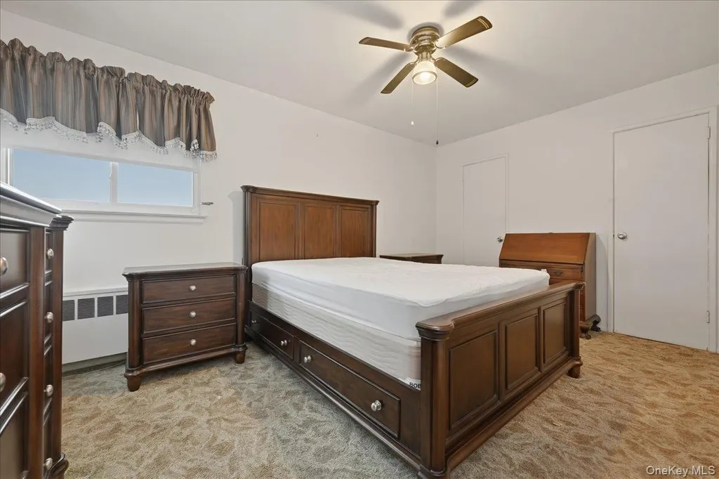 48 E 1st Street Freeport NY 11520