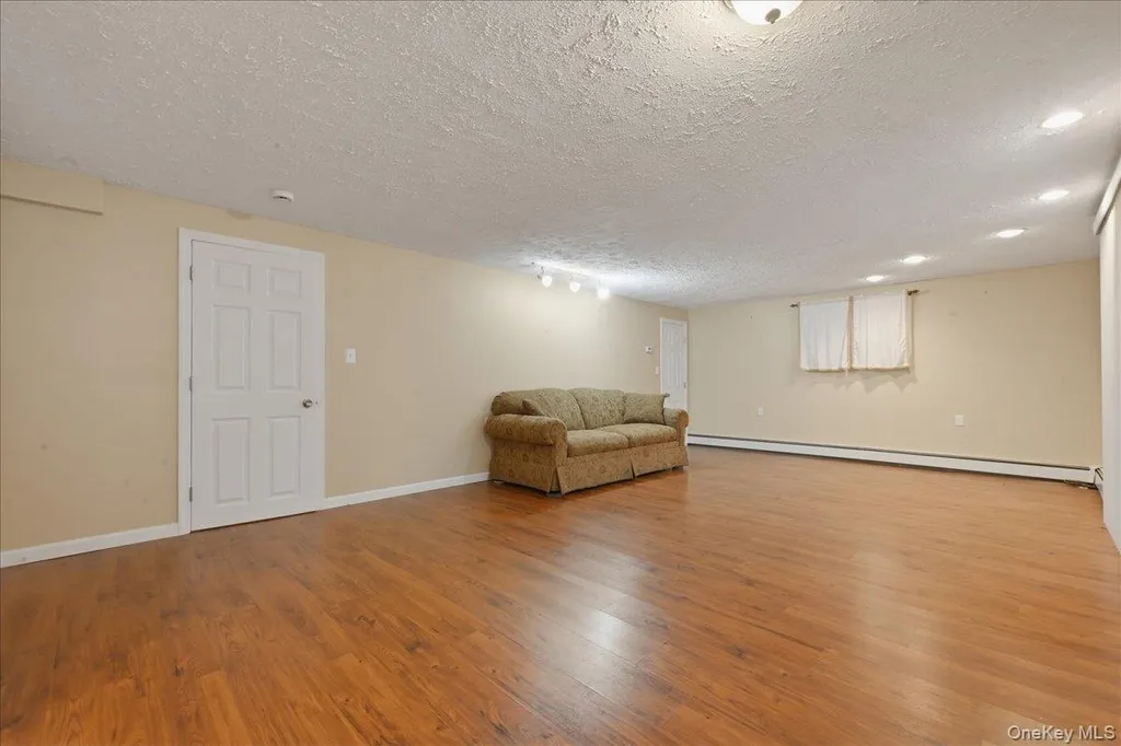48 E 1st Street Freeport NY 11520