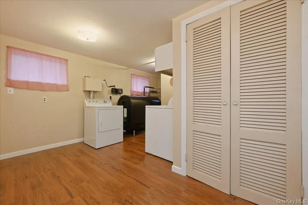 48 E 1st Street Freeport NY 11520