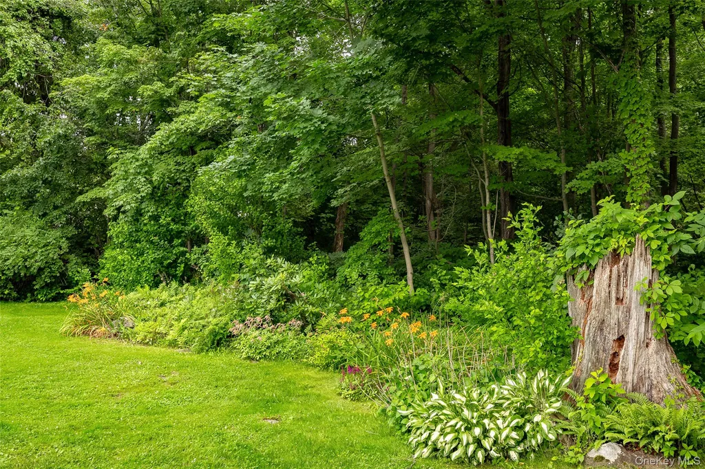 45 Holt Road Hyde Park NY 12538