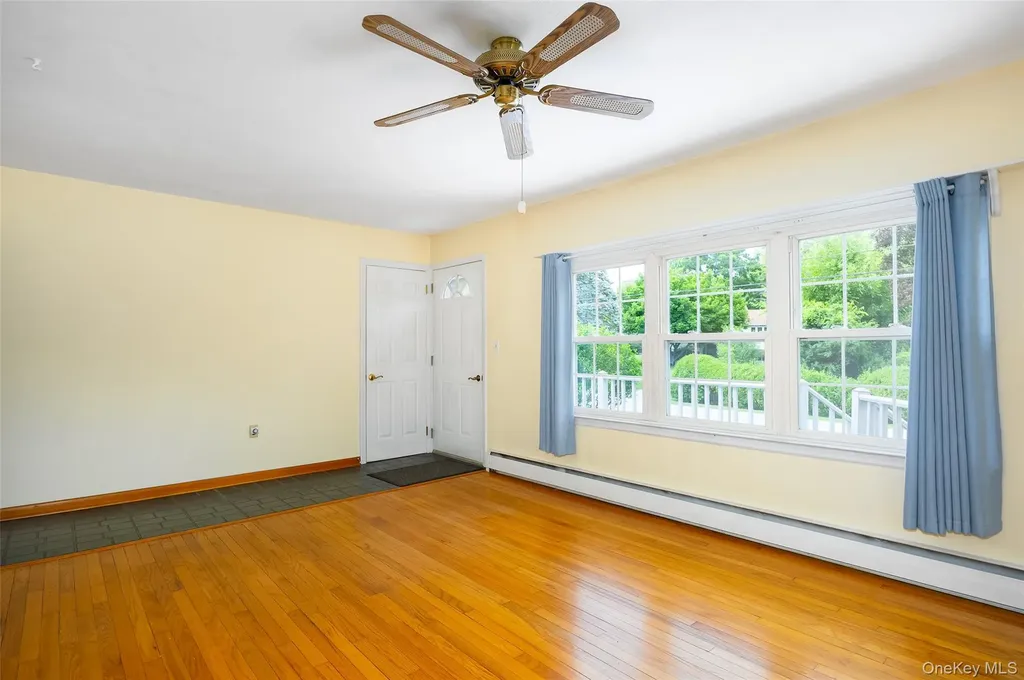 45 Holt Road Hyde Park NY 12538