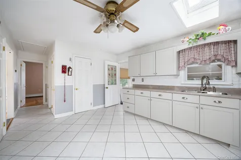 45 Holt Road Hyde Park NY 12538