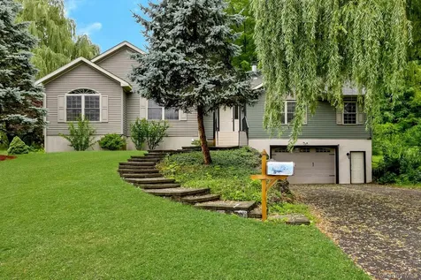 188 Hoyt Street Port Ewen NY 12466