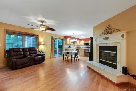 188 Hoyt Street Port Ewen NY 12466