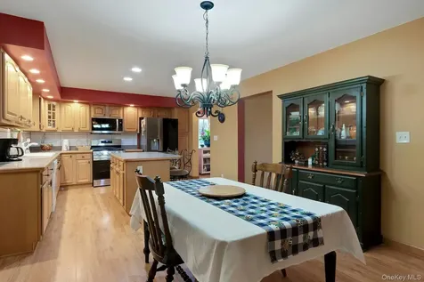 188 Hoyt Street Port Ewen NY 12466