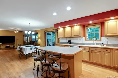 188 Hoyt Street Port Ewen NY 12466