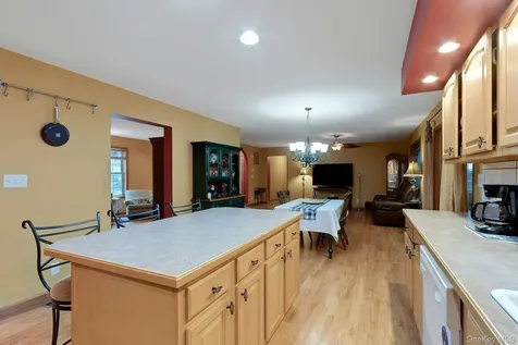 188 Hoyt Street Port Ewen NY 12466