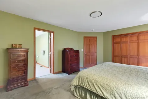 188 Hoyt Street Port Ewen NY 12466