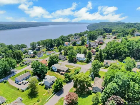 188 Hoyt Street Port Ewen NY 12466