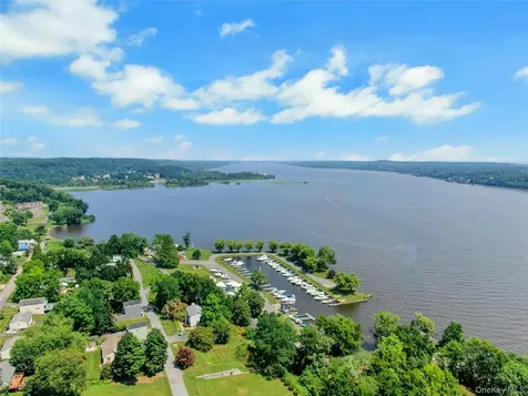 188 Hoyt Street Port Ewen NY 12466