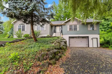 188 Hoyt Street Port Ewen NY 12466