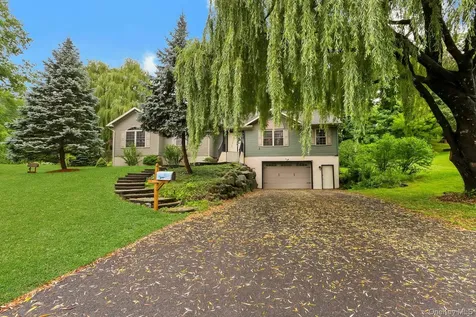 188 Hoyt Street Port Ewen NY 12466