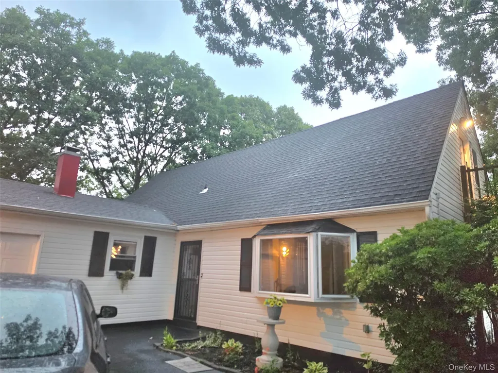 41 Fig Street Central Islip NY 11722