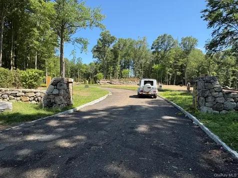 Lot 13 Lockwood Road South Salem NY 10590