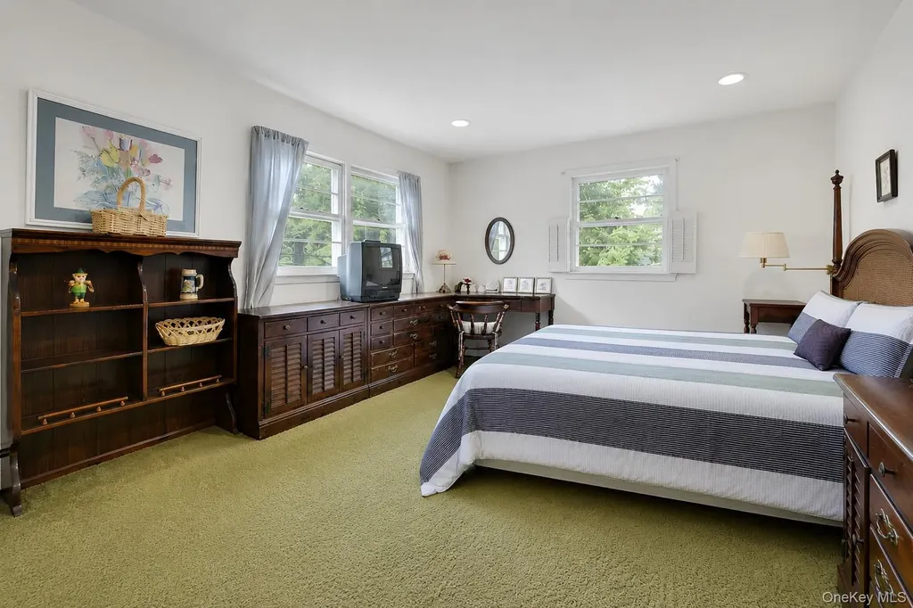 34 Dogwood Drive Scarsdale NY 10583