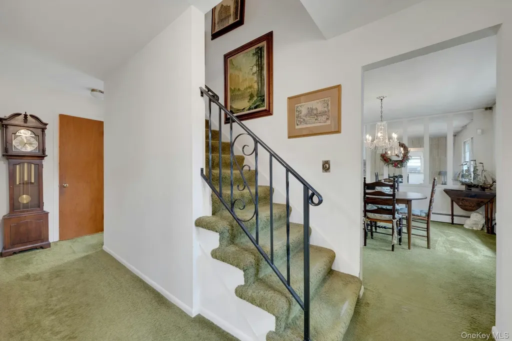 34 Dogwood Drive Scarsdale NY 10583