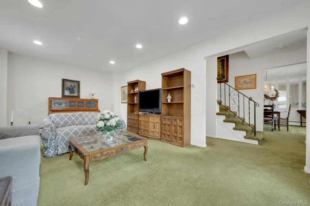 34 Dogwood Drive Scarsdale NY 10583