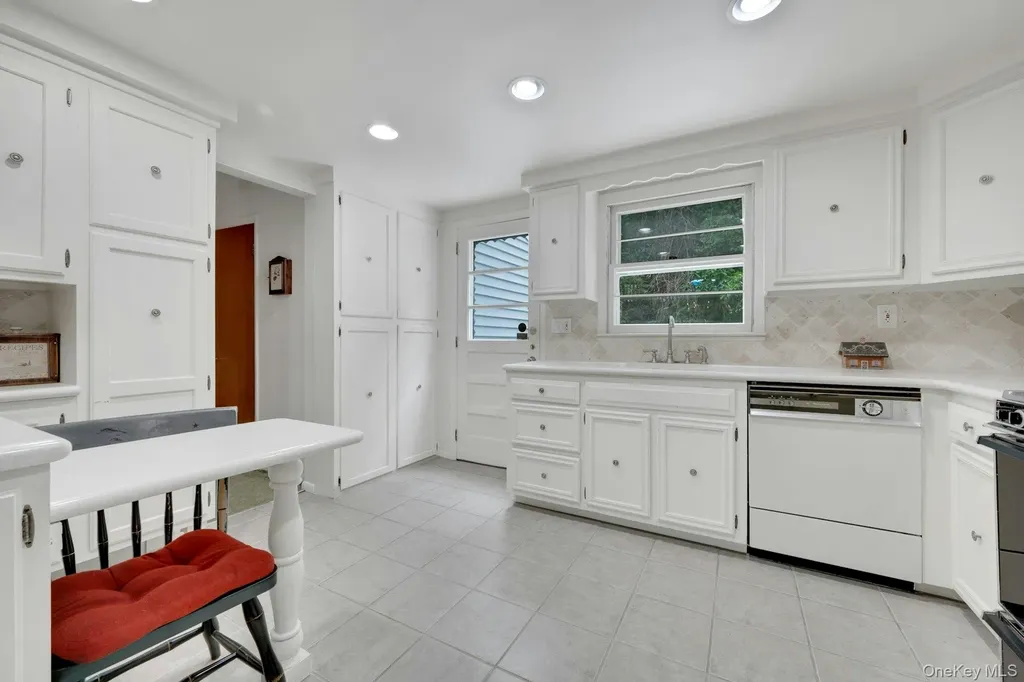 34 Dogwood Drive Scarsdale NY 10583