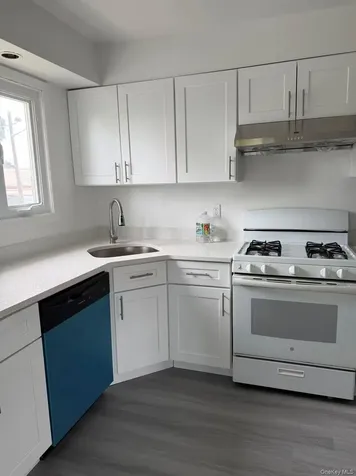 858 Oliver Avenue Westbury NY 11590
