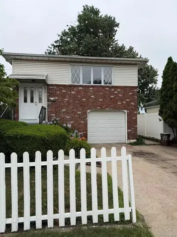 858 Oliver Avenue Westbury NY 11590