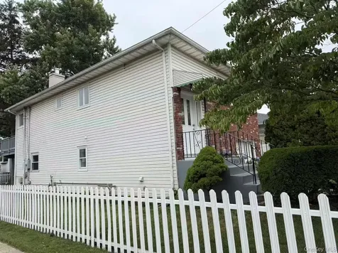 858 Oliver Avenue Westbury NY 11590