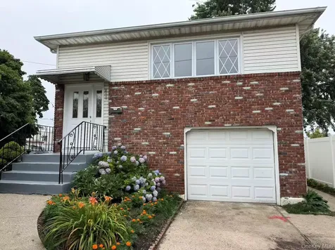 858 Oliver Avenue Westbury NY 11590