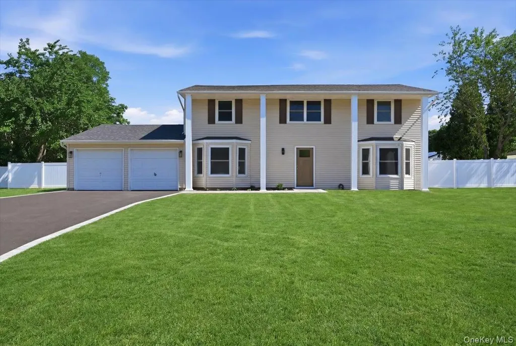 5 Bernice Court Coram NY 11727