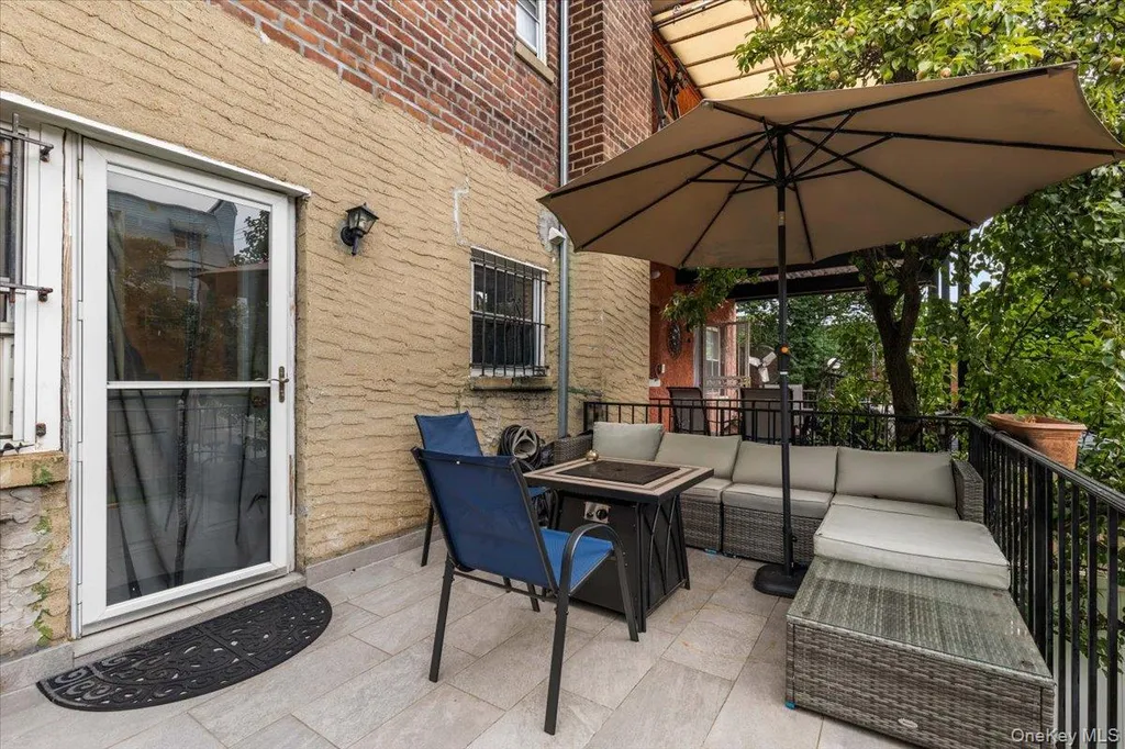 3303 Eastchester Road Bronx NY 10469