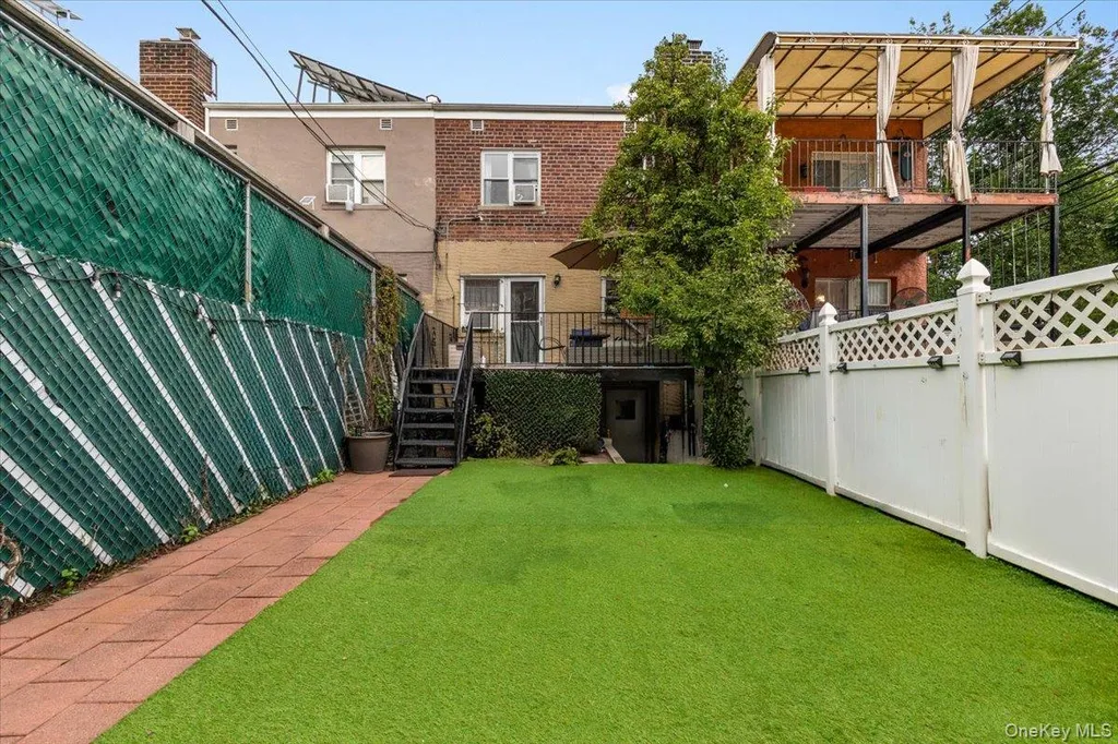 3303 Eastchester Road Bronx NY 10469