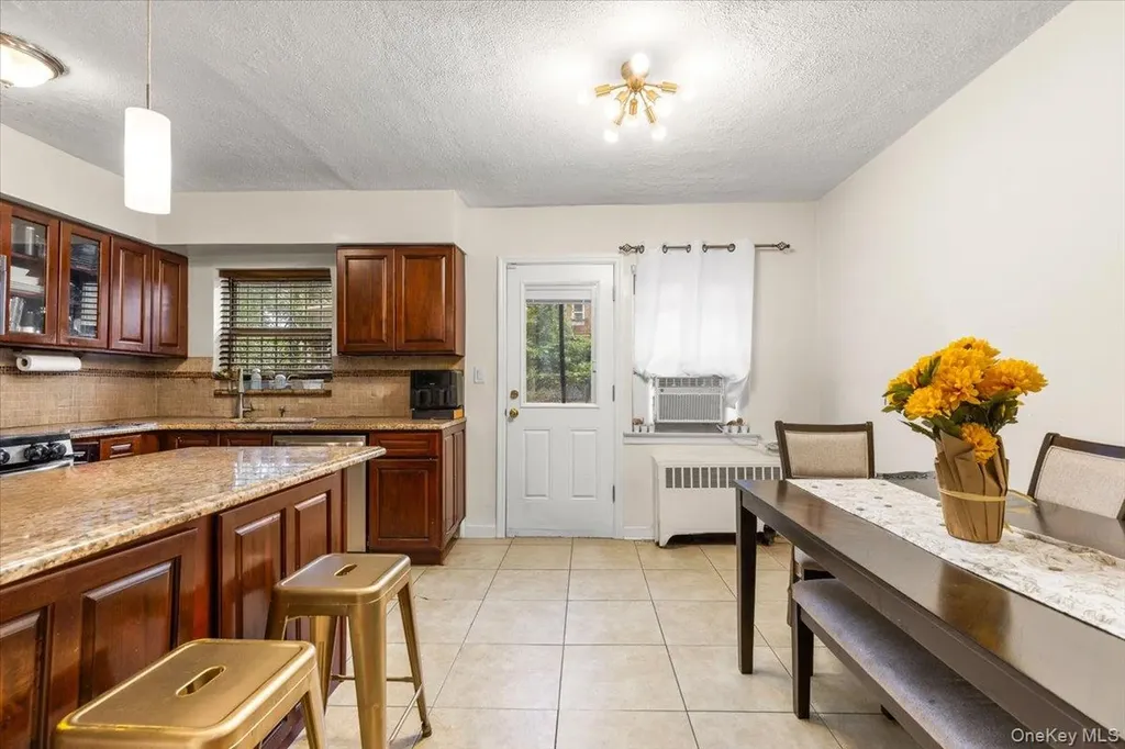 3303 Eastchester Road Bronx NY 10469