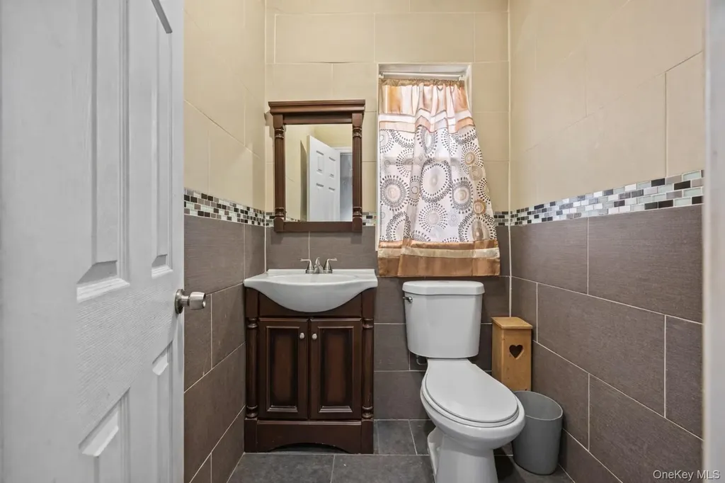 831 E 224th Street Bronx NY 10466