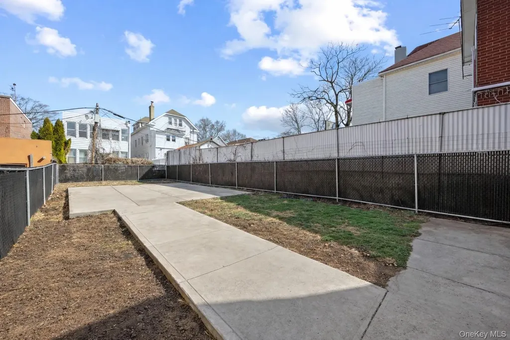 831 E 224th Street Bronx NY 10466
