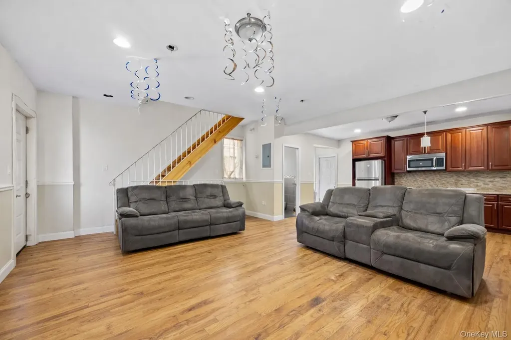 831 E 224th Street Bronx NY 10466