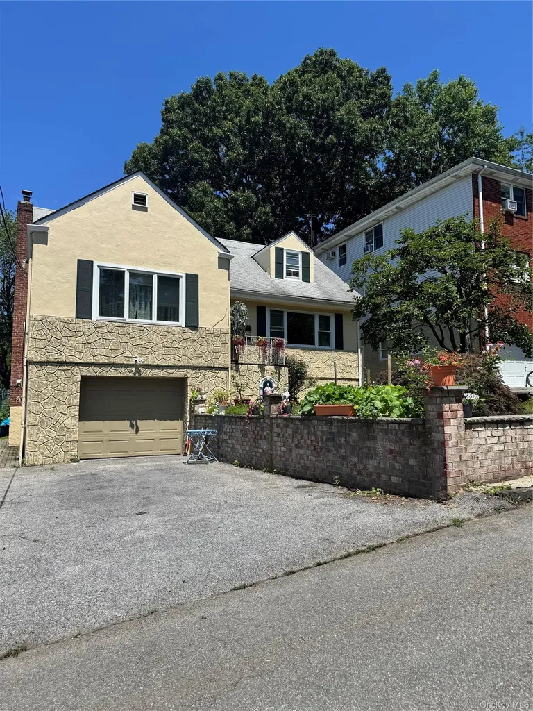 57 Woodruff Avenue Bronxville NY 10708