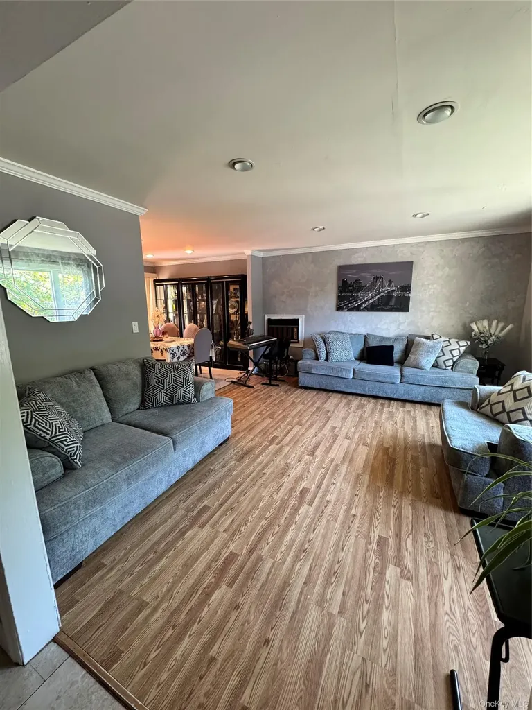57 Woodruff Avenue Bronxville NY 10708