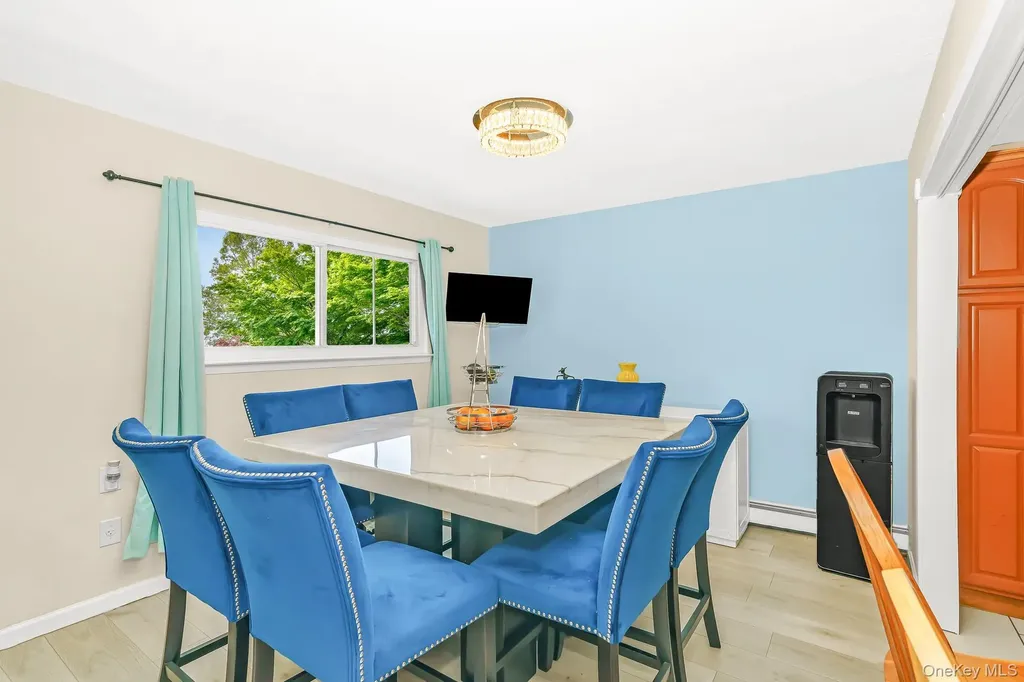 9 Hamlin Avenue West Babylon NY 11704