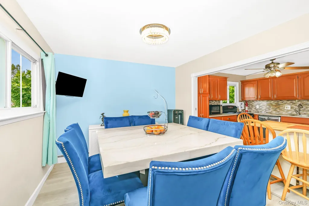 9 Hamlin Avenue West Babylon NY 11704
