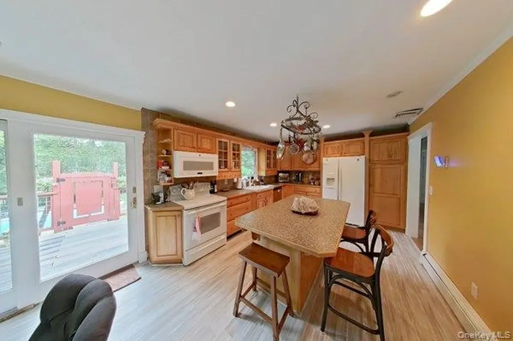5 Colette Drive Poughkeepsie NY 12601