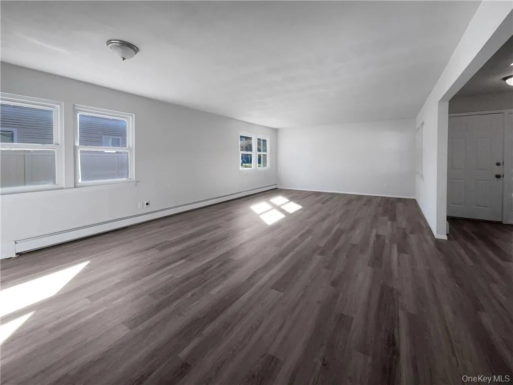 11 Frost Valley Drive East Patchogue NY 11772